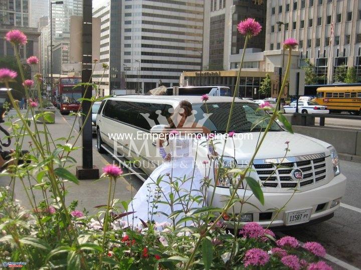 Party buses for quinceaneras in Chicago