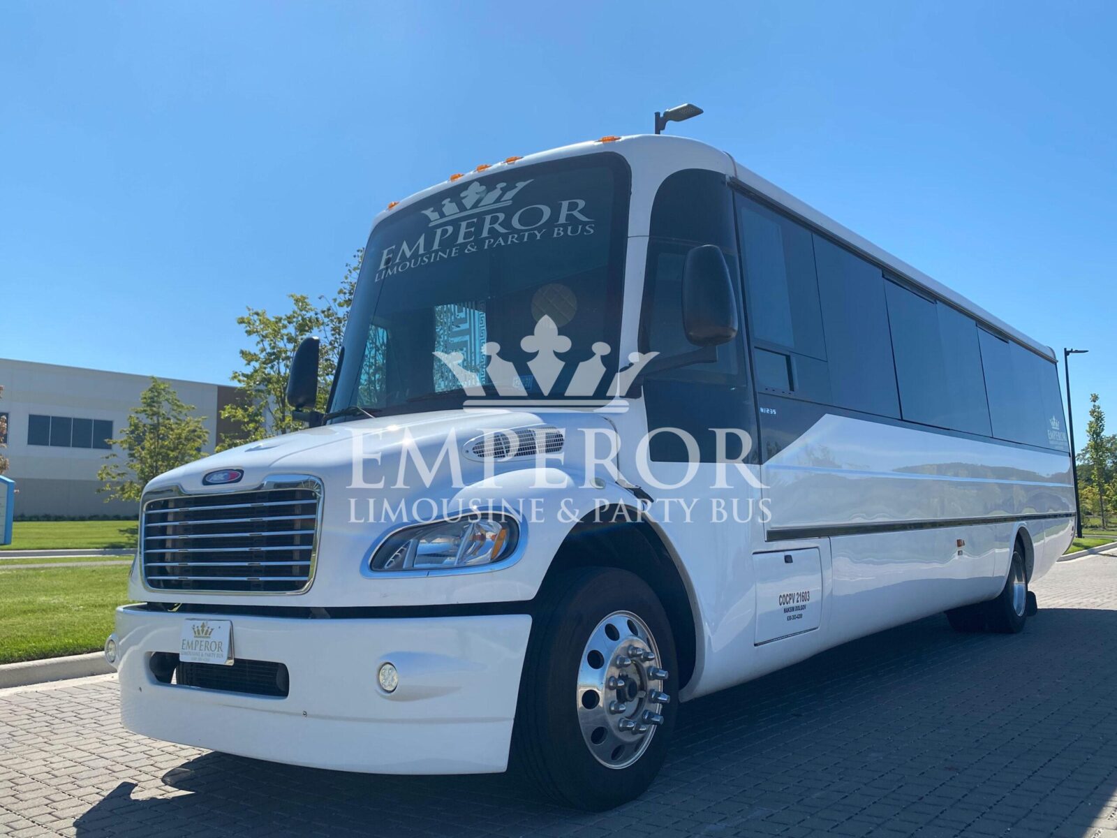 Party bus rental service in Glendale Heights